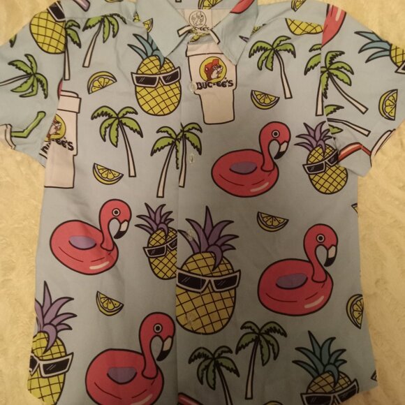 Buc-ee's Flamingo Pineapple button up shirt-Youth XS - Picture 2 of 3